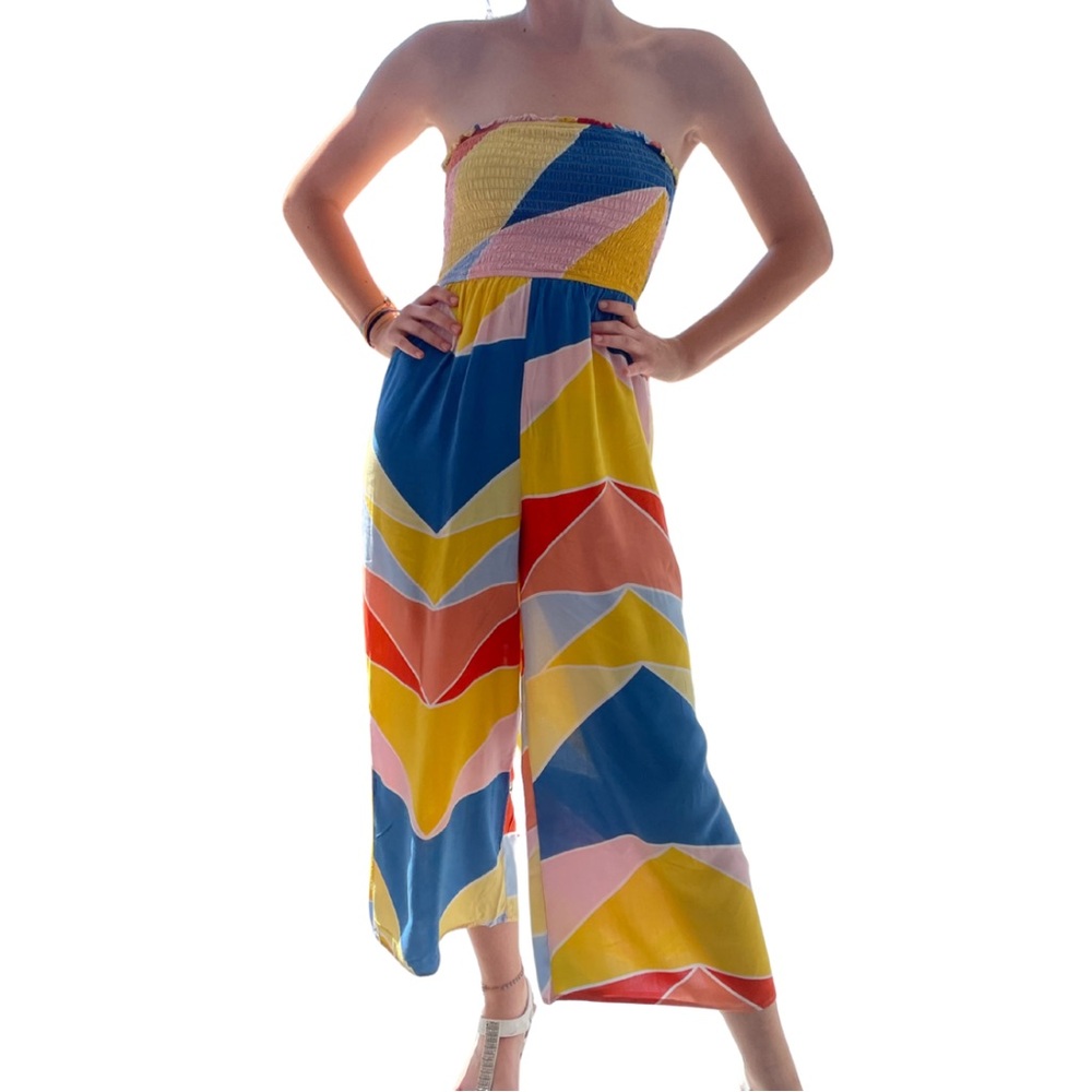 Forever 21 Strapless Multicolor Geometric Jumpsuit. - Picture 1 of 6